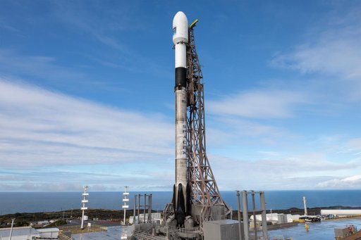 Sentinel-6B Vertical at SLC-4E
