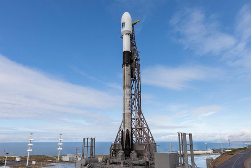 Sentinel-6B Vertical at SLC-4E