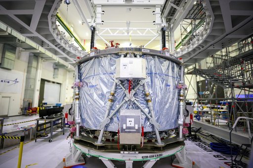 Artemis IV - ESM4 arrival to the IOZ