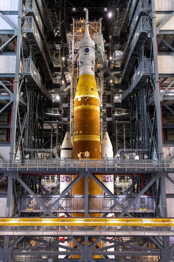 Artemis II Platforms Retracted