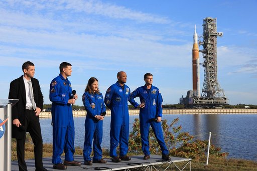 Artemis II Rollout
