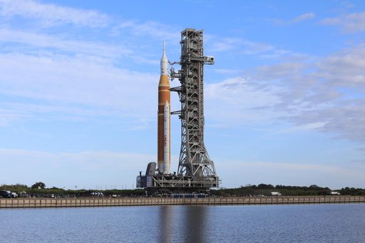 Artemis II Rollout