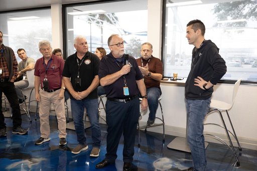 Administrator Talks with EGS Team