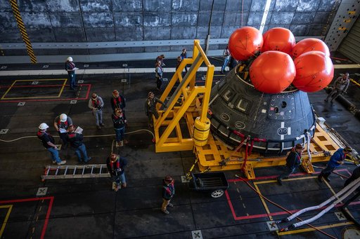 Artemis II Recovery Training