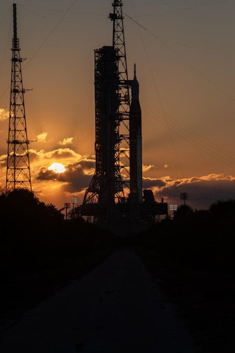 Artemis II at LC 39B