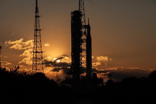 Artemis II at LC 39B