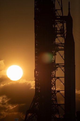 Artemis II at LC 39B