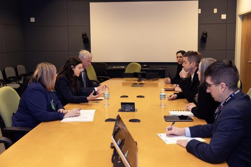 Artemis II WDR Administrator Jared Isaacman meets with President