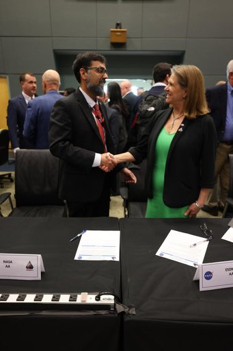 Artemis II Flight Readiness Review Certification Signing