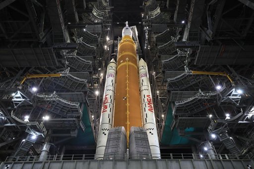 Artemis II Rollout