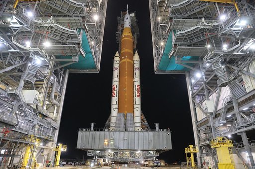 Artemis II Rollout