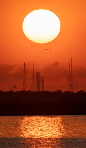 Artemis II Sunrise at Max Brewer Bridge