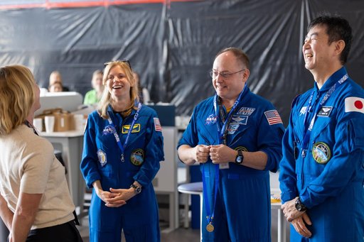 SpaceX Crew-11 Visit to KSC