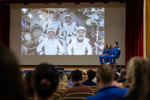 SpaceX Crew-11 Visit to KSC