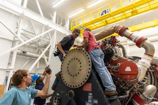 Artemis III RS-25 Engine Processing at KSC
