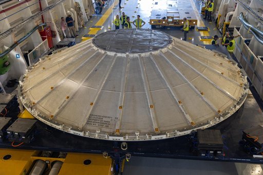 Artemis III SLS Core Stage Weather Cover Arrival