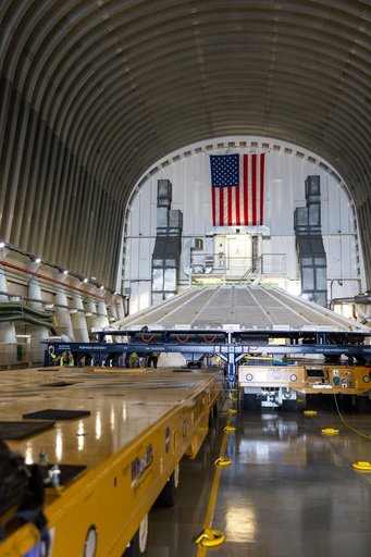 Artemis III SLS Core Stage Weather Cover Arrival