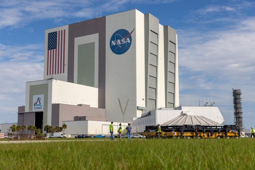 Artemis III SLS Core Stage Weather Cover Arrival