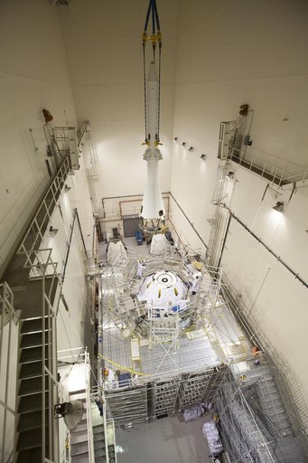 EFT-1 LAS lifted onto ORION Spacecraft