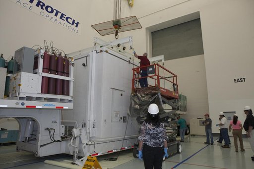 MMS Spacecraft Uncrated & Moved
