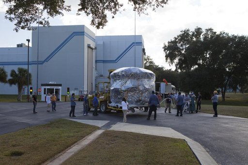 MMS Spacecraft Uncrated & Moved