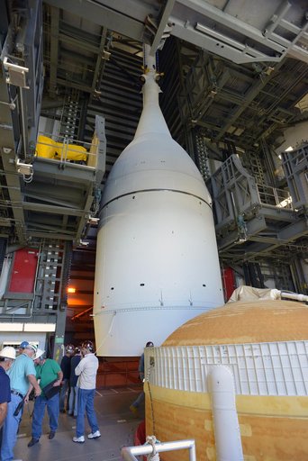 Orion is Lifted for Mating with Delta IV