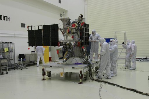 DSCOVR Satellite Deploy & Light Test