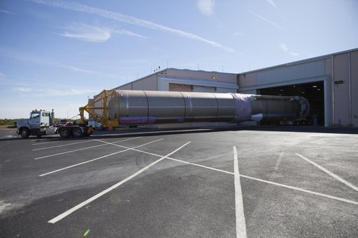 MMS Atlas V Booster Arrival & Move to ASOC