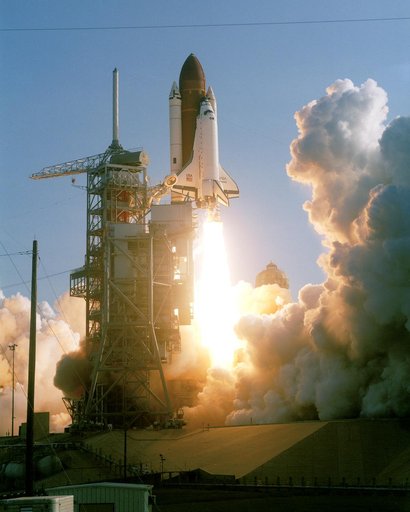 Liftoff of Discovery on its maiden flight from CX-39A