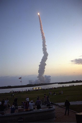 KSC-94pc0577