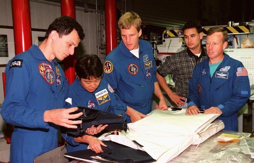 KSC-98pc1015
