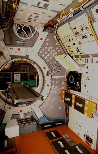 KSC-98pc1142