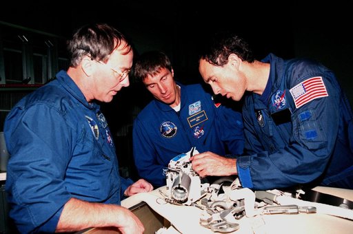 KSC-98pc1213