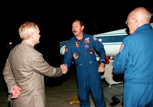 KSC-98pc1243