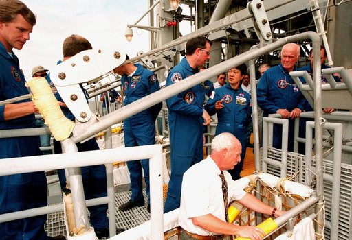 KSC-98pc1279