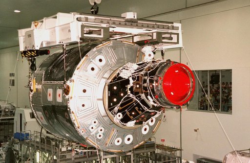 KSC-98pc1324