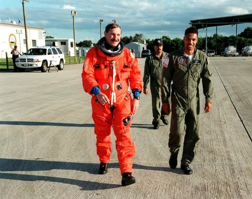 KSC-98pc1405