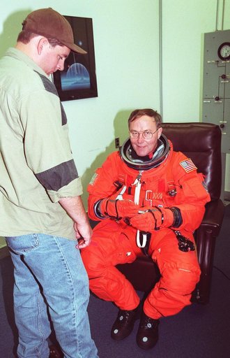KSC-98pc1527