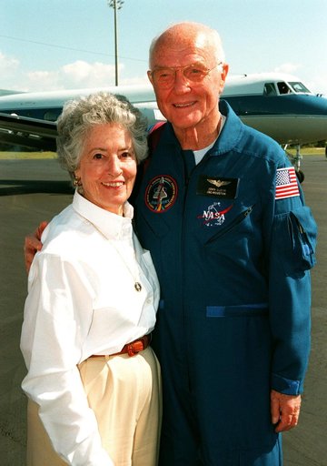 KSC-98pc1579