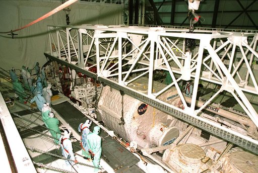 KSC-98pc1684