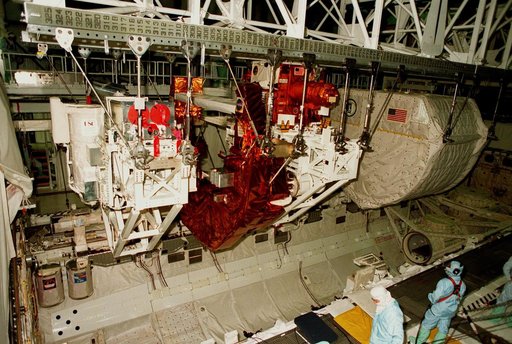 KSC-98pc1685