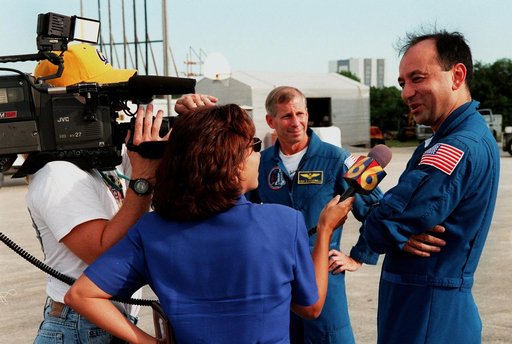 KSC-98pc1699
