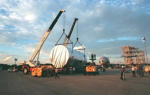 KSC-98pc1704