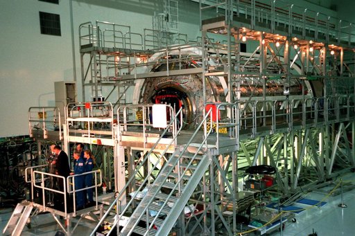 KSC-98pc1752