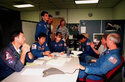 KSC-99pp0806