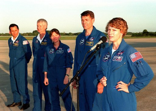 KSC-99pp0827