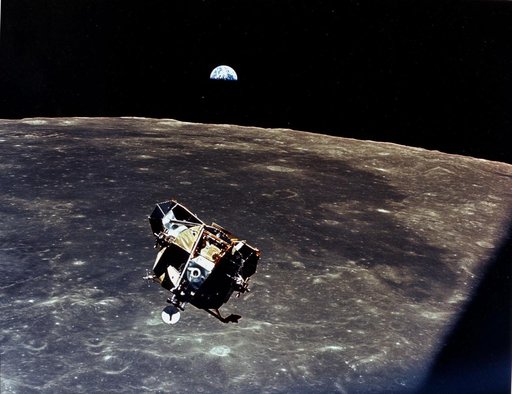KSC-as11-44-6642