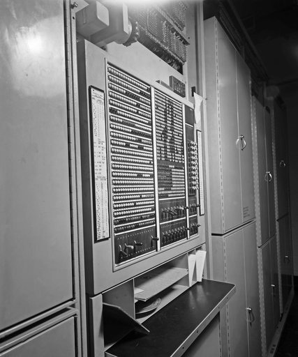 Bell Computer Apparatus