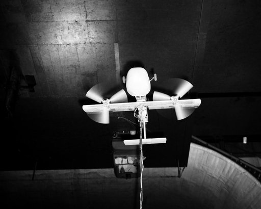 Vertical model flying in LaRC Full Scale Tunnel