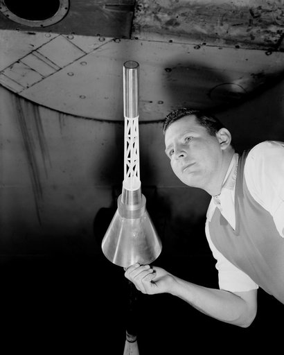 Capsule model in 7 x 10 foot tunnel with rocket boom
